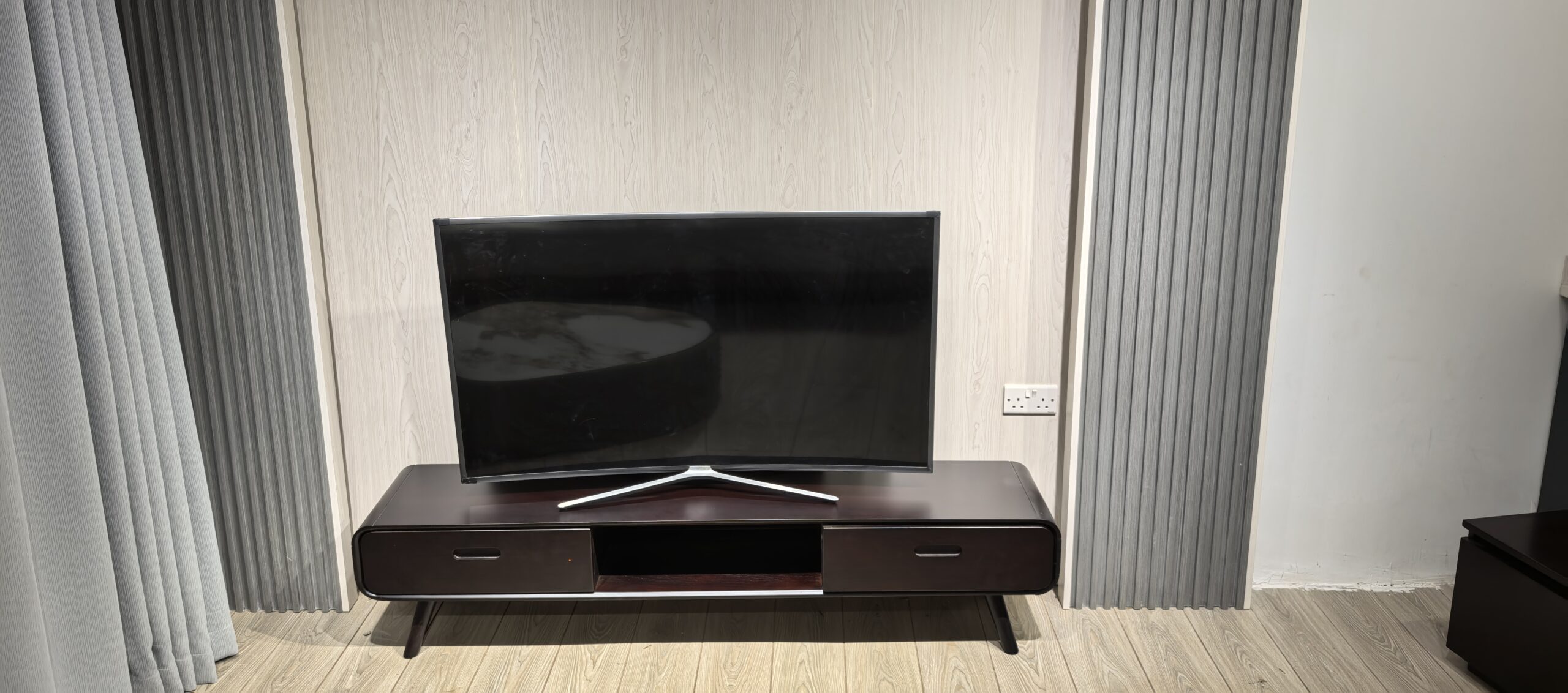 Beijing Tv-Stand